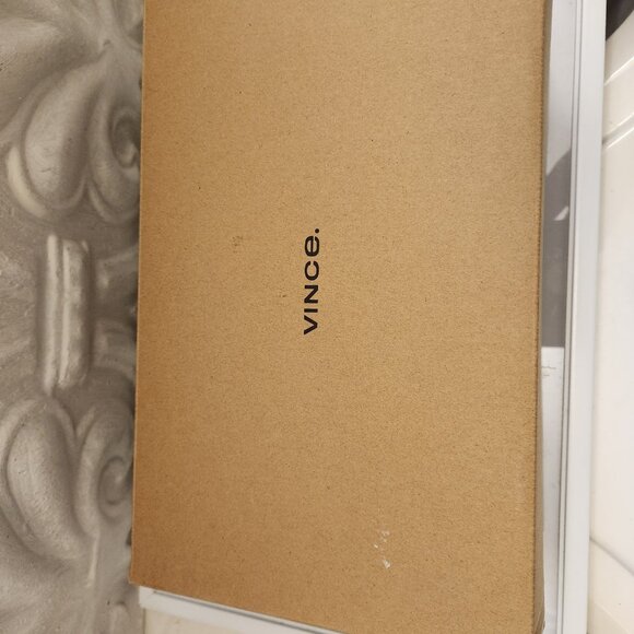 Vince Black Leather "Samy" Mules. NIB with Dust bag. Size 5.5 - Picture 12 of 13